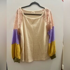 FINAL PRICE - NWOT sequin boutique blouse🍄